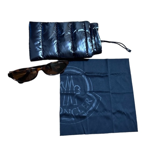 NWOT Moncler oval-frame tortoiseshell acetate sunglasses - Picture 2 of 10